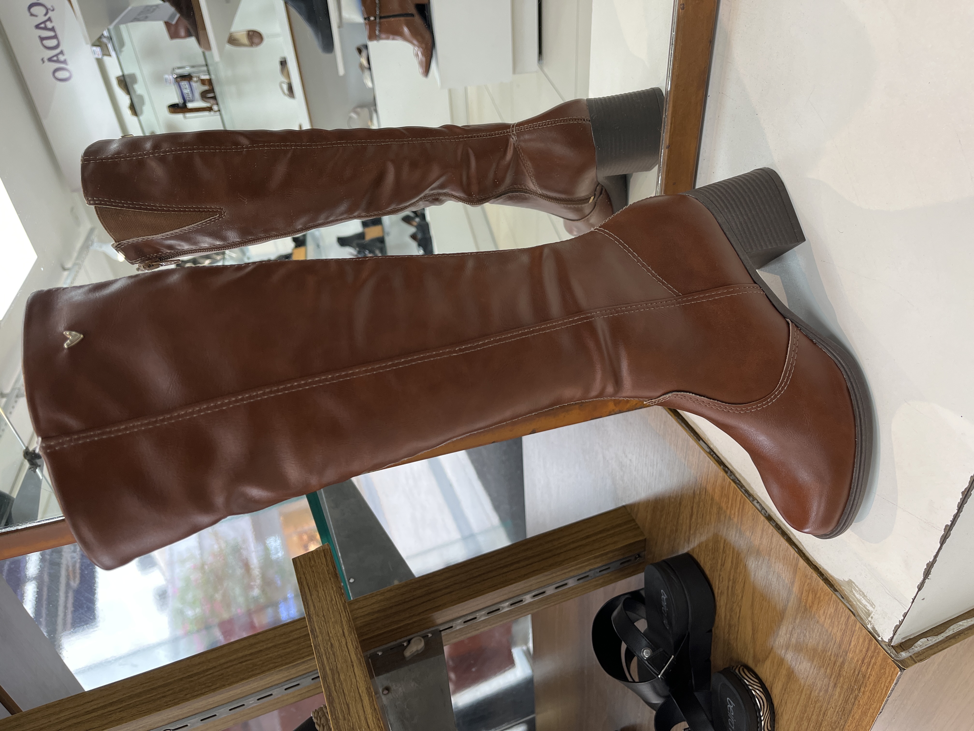 Bota Cano Longo — foto do produto