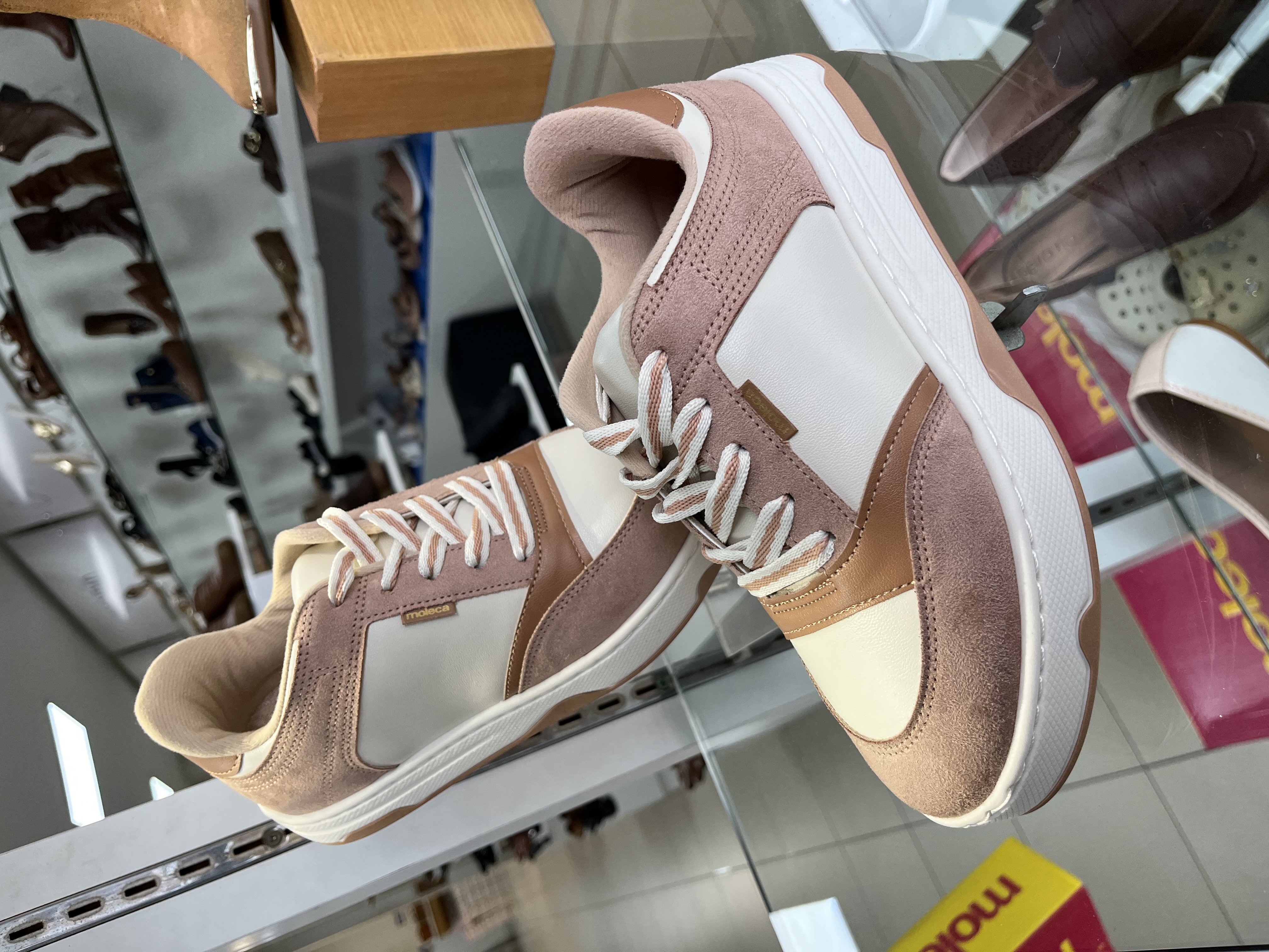 Tênis casual